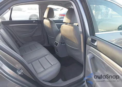 2009 Volkswagen Jetta Se из США, поврежденный, VIN 3VWRM71K89M146853